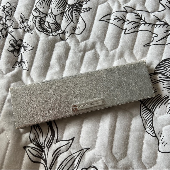 MAC 6-color palette eyeshadow - Picture 2 of 7